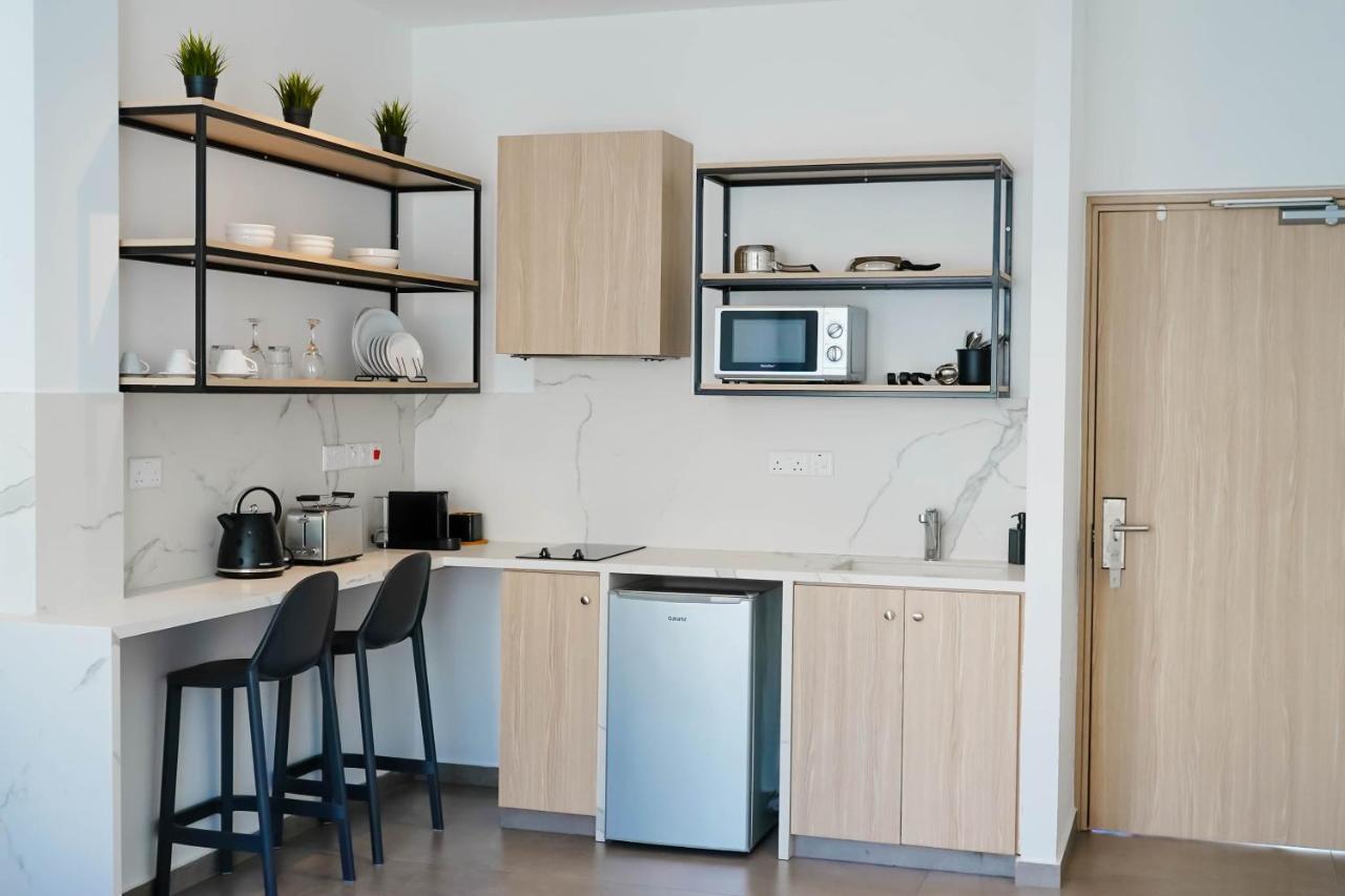Caramela Luxury Apts Ayía Nápa Extérieur photo