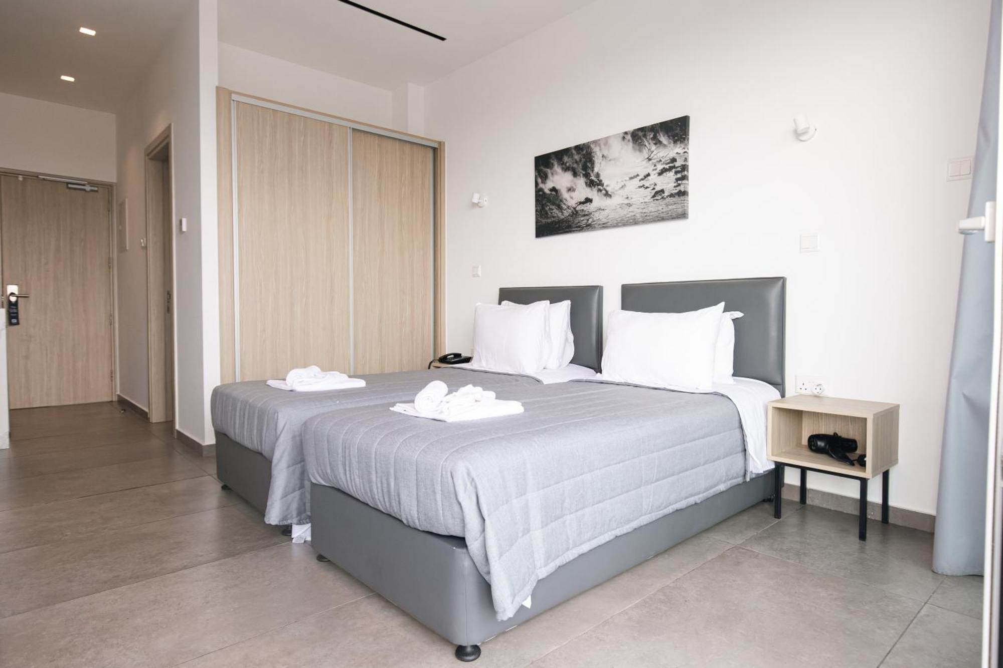 Caramela Luxury Apts Ayía Nápa Extérieur photo